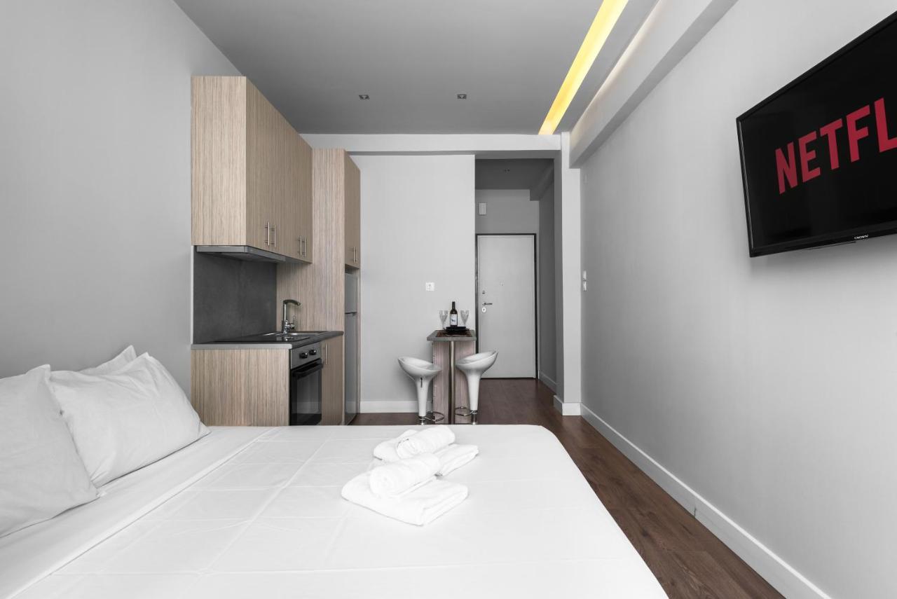 Upper Floor, The Luxury Suites Thessaloniki Exterior photo