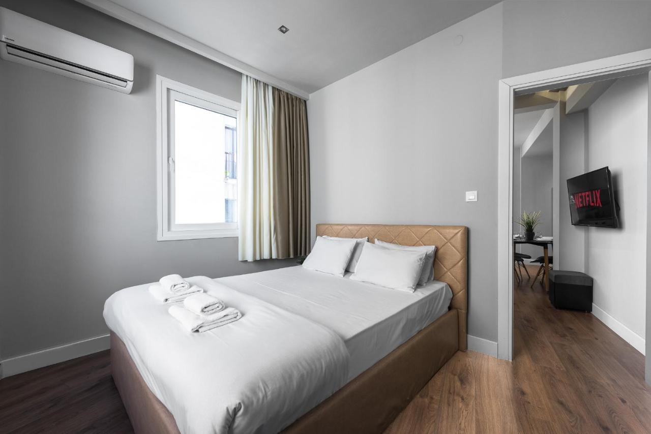 Upper Floor, The Luxury Suites Thessaloniki Exterior photo