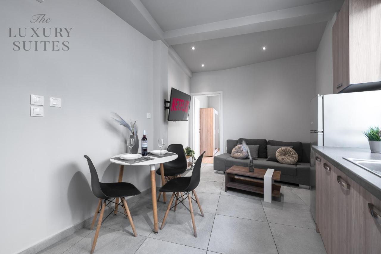 Upper Floor, The Luxury Suites Thessaloniki Exterior photo
